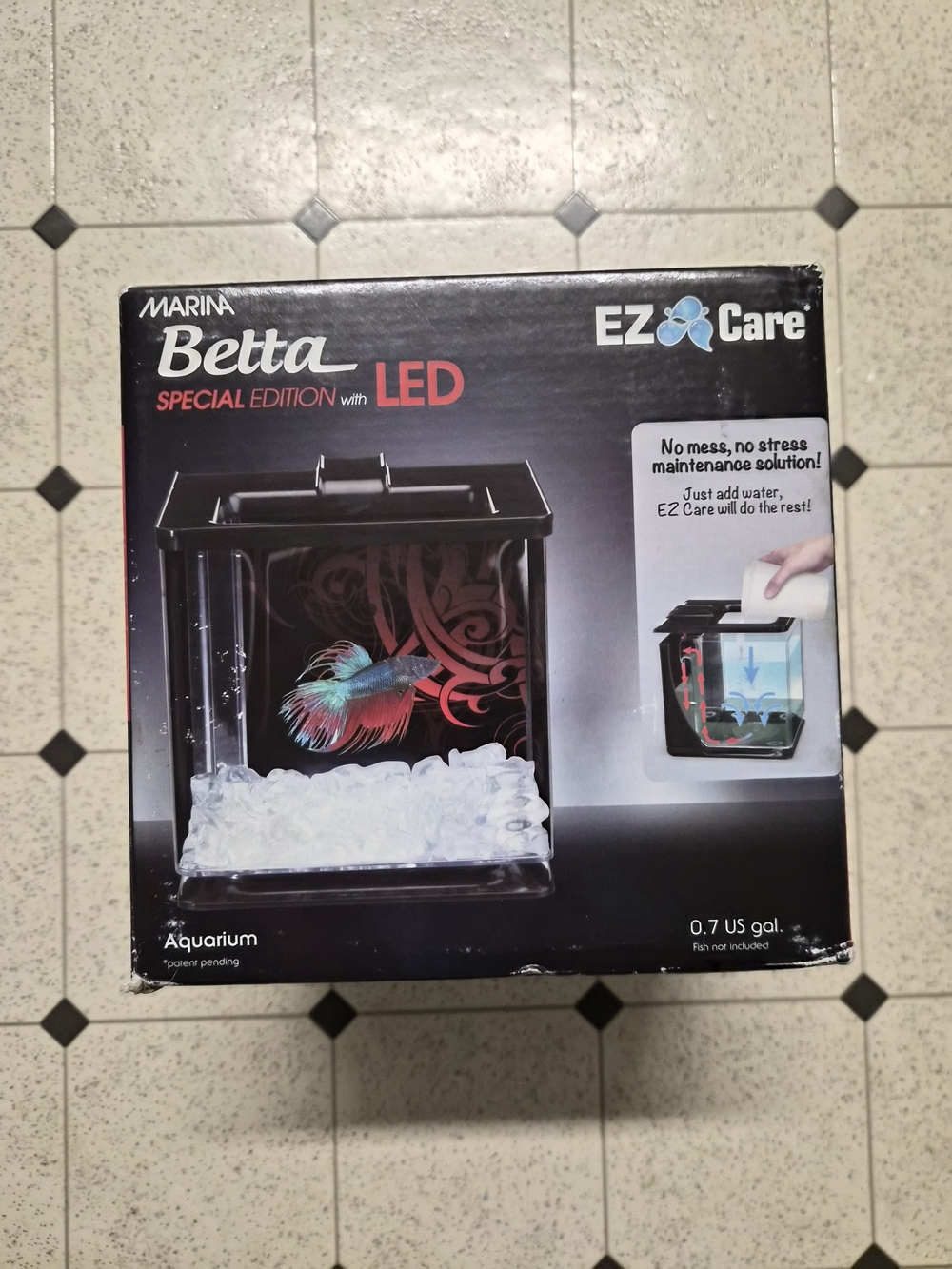 Marina Betta HAGEN EZ Care Aquarium Fish Tank Kit SPECIAL EDITION With LED Black